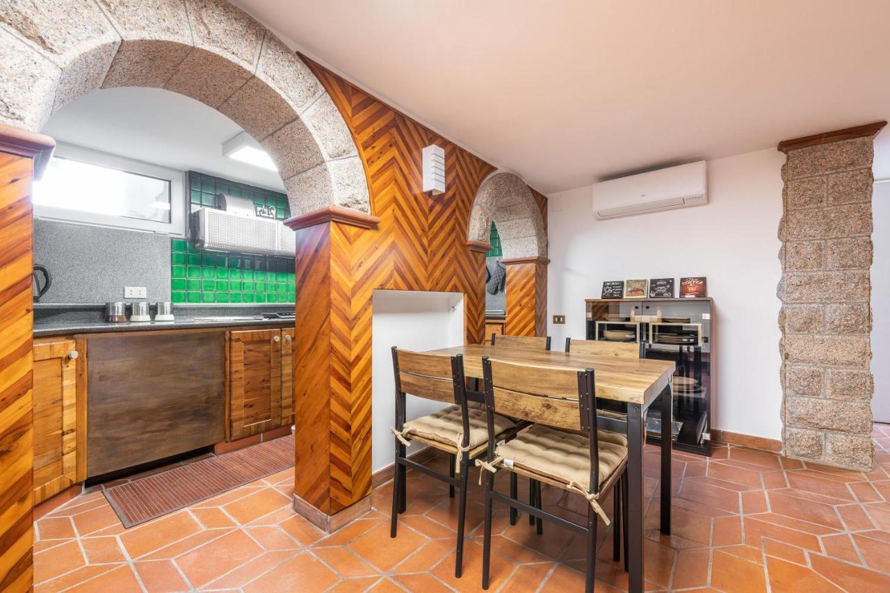 La Casa Davanti Al Mare Quartu SantʼElena Exterior foto